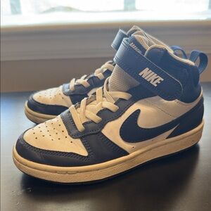 Nike Kids Sneakers - Navy and Cream